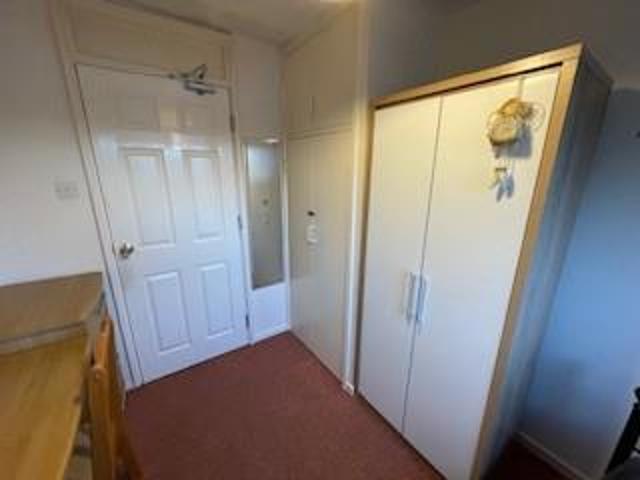 apartment for rent in 14 Tintagel Close, Hampshire, SP10