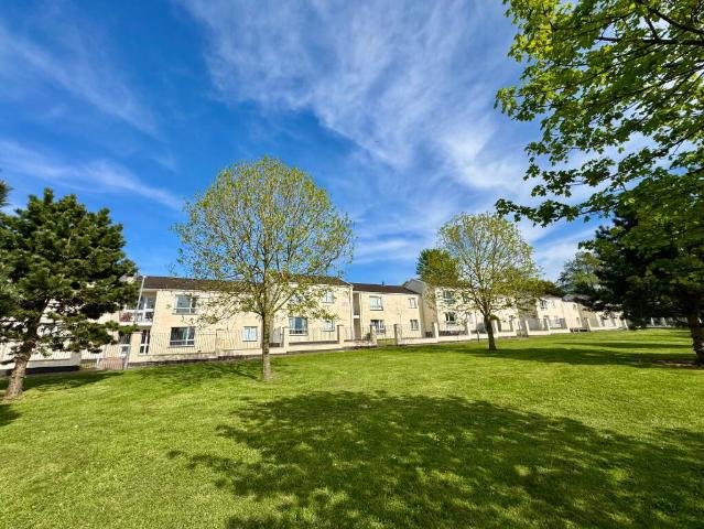 apartment for rent in 16 Loughview Apartments, Stiles Farm, Antrim, BT41 1LE