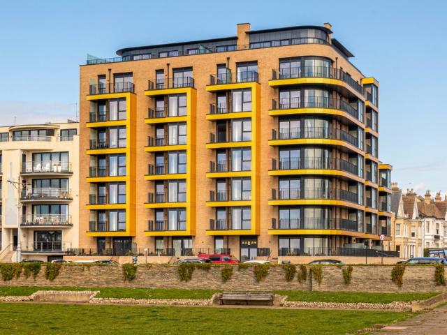 apartment for rent in 189 Kingsway, Hove
