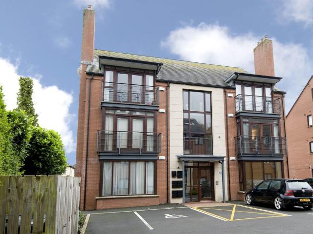 apartment for rent in 18 Castlehill Place, 607 Upper Newtownards Road, Belfast, BT4 3LQ