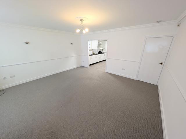 apartment for rent in 27 1 Seabank Road Wallasey CH44 0EE