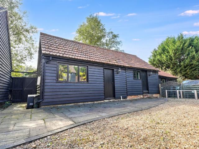 apartment for rent in 2 Warmans Barn Cottage, Burton End