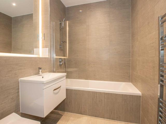 apartment for rent in 2 Foxhunter Drive, Linford Wood, Milton Keynes, MK14