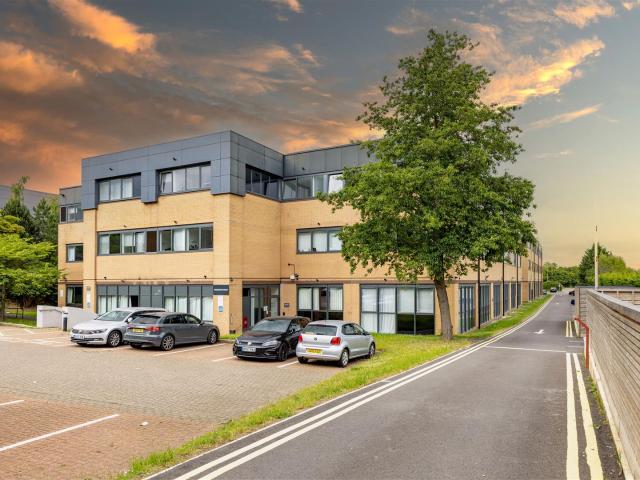 apartment for rent in 2 Foxhunter Drive, Linford Wood, Milton Keynes, MK14