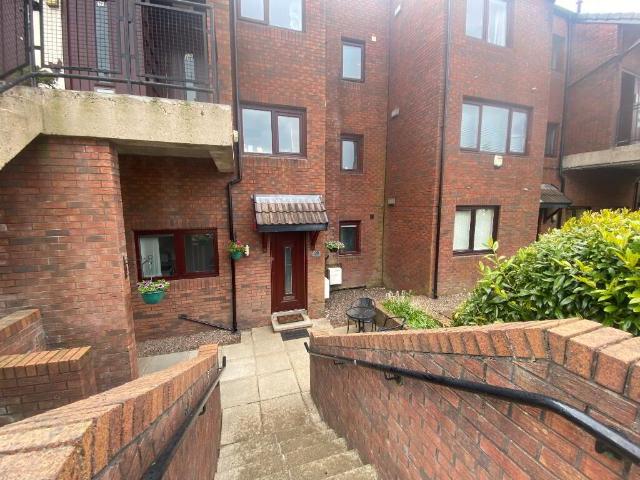 apartment for rent in 2B Stranmillis Court, Belfast, BT9 5FB