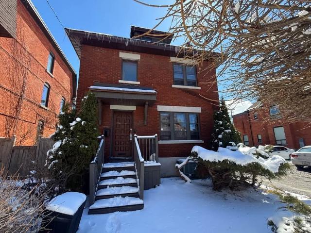apartment for rent in 322 Waverley Street