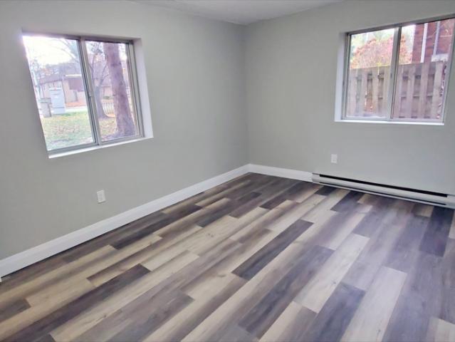 apartment for rent in 349 Queenston Street, St. Catharines, ON L2P 2Y1, Canada