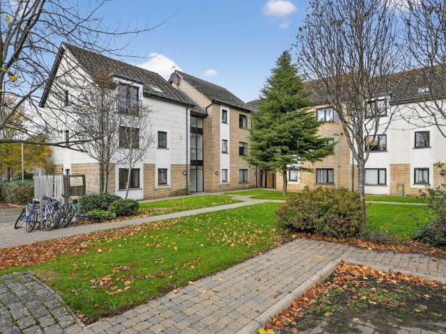 apartment for rent in 37 Drumadoon Square, Dundonald, Belfast, BT16 2QN