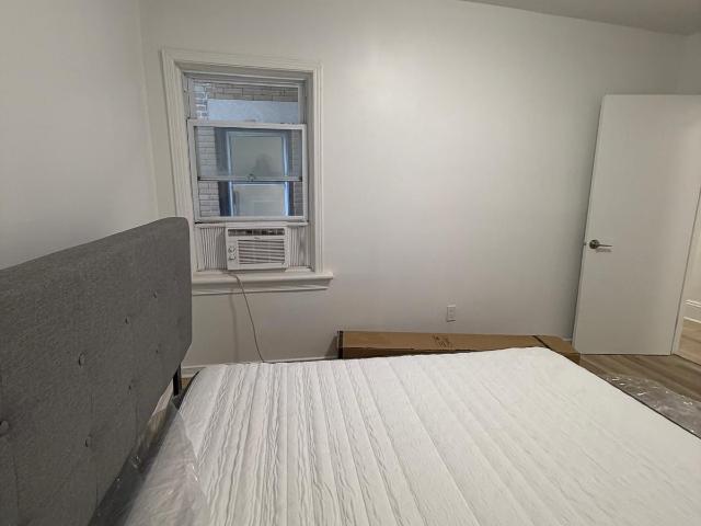 apartment for rent in 395 Chapel St, Ottawa, ON K1N 7Z5, Canada
