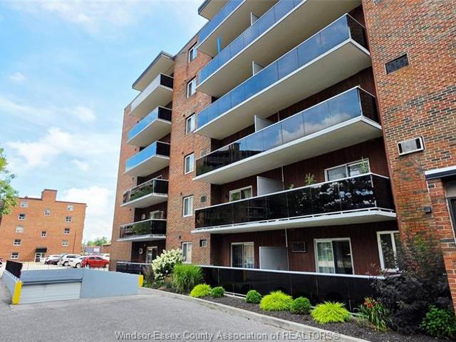 apartment for rent in 3905 Riverside Drive Unit# 401 Windsor, Ontario