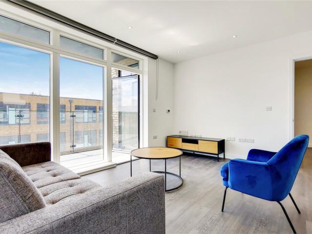 apartment for rent in 469 Purley Way, Croydon, CR0 4RG