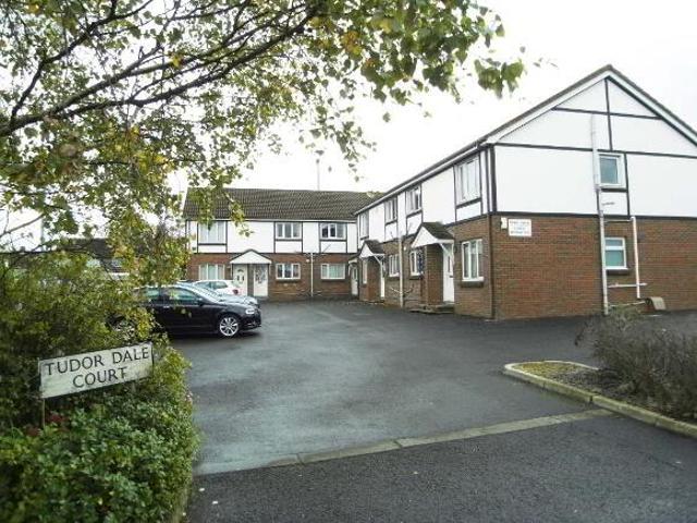 apartment for rent in 4 Tudor Dale Court, Holywood Road, Belfast, BT4 1SW