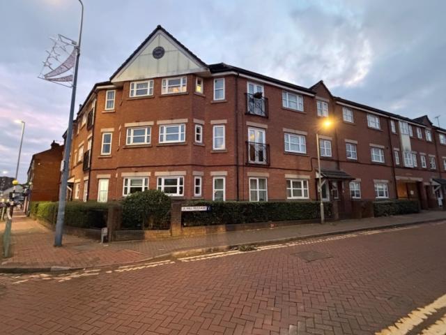 apartment for rent in 4 Hingley Court Hill Passage, Cradley Heath, West Midlands, B64 6HB, UK