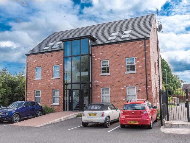 apartment for rent in 4 Old Church Square grahamsbridge road, belfast, BT16 2DB