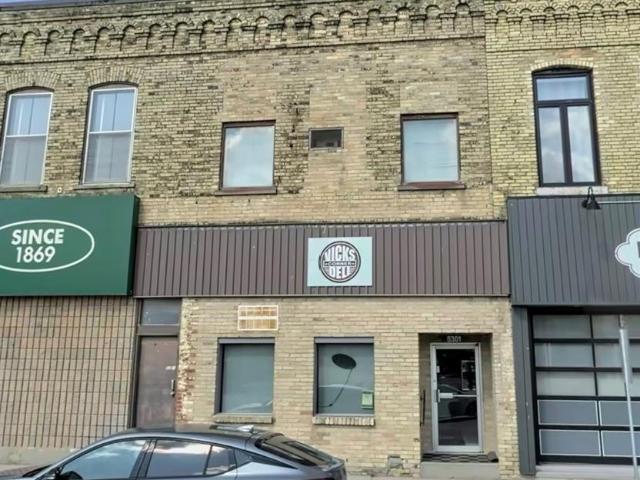apartment for rent in 5301 Nauvoo Road Unit# 3 Warwick Watford, Ontario