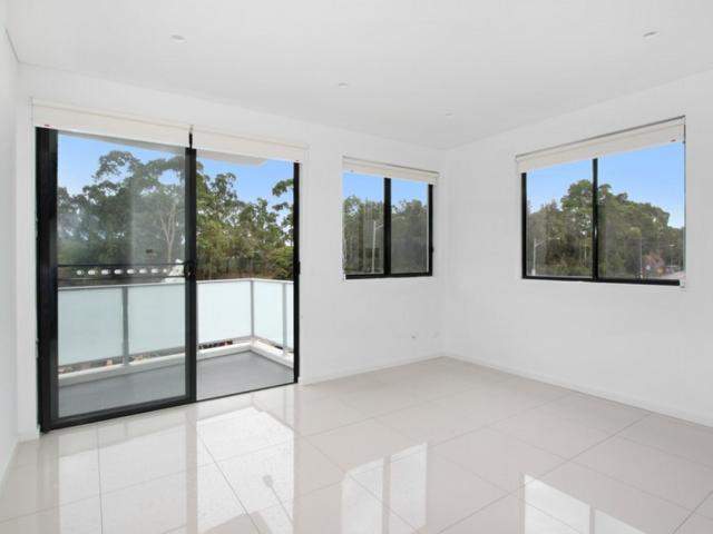 Apartment for rent in 76/304 Great Western Highway, WENTWORTHVILLE