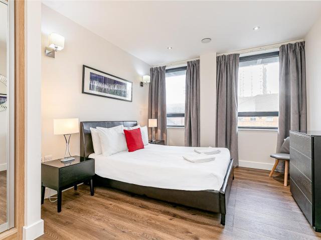 apartment for rent in 80 Back Church Lane, Twyne House Apartments, London