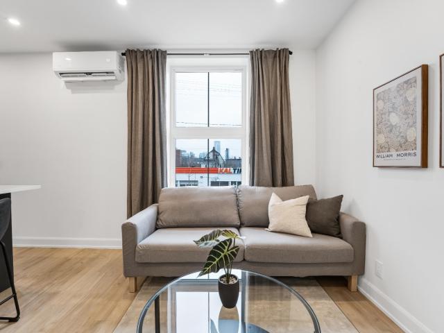 apartment for rent in 887 Somerset