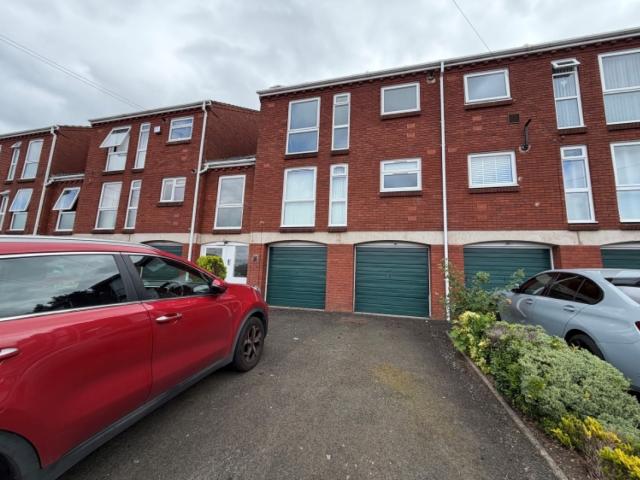 apartment for rent in 92 Princess Crescent, Halesowen, West Midlands, B63 3QG, UK