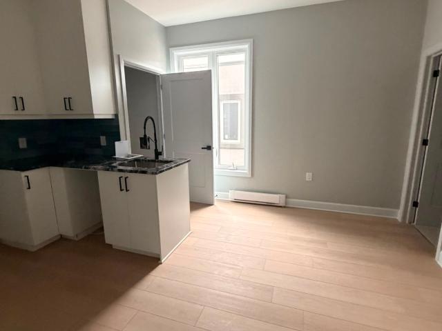apartment for rent in 95 Henderson