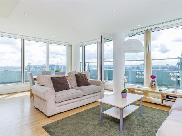 Apartment for rent in 9 Albert Embankment, Vauxhall, London, SE1