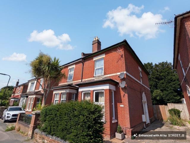 apartment for rent in 9a St. Annes Road, SO19 9FH