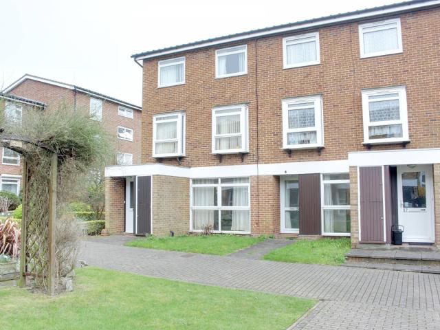apartment for rent in Cotelands, Croydon, Surrey, United Kingdom