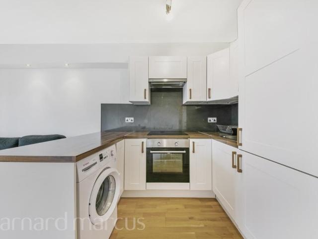 apartment for rent in Cotton Avenue, London, London