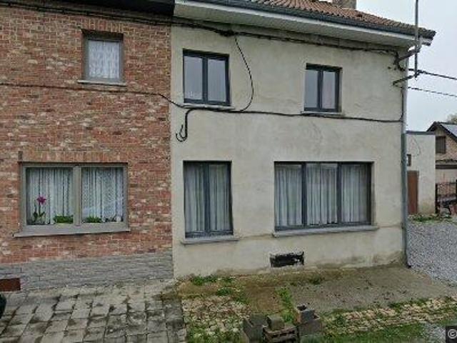 Apartment for rent in Courcelles