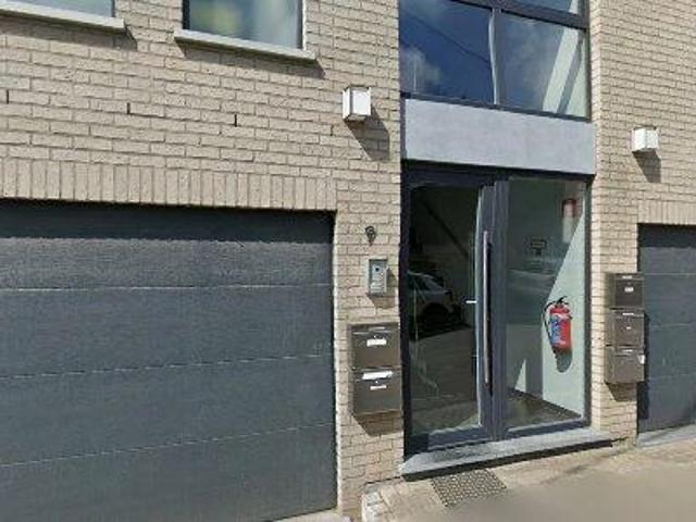 Apartment for rent in Courcelles