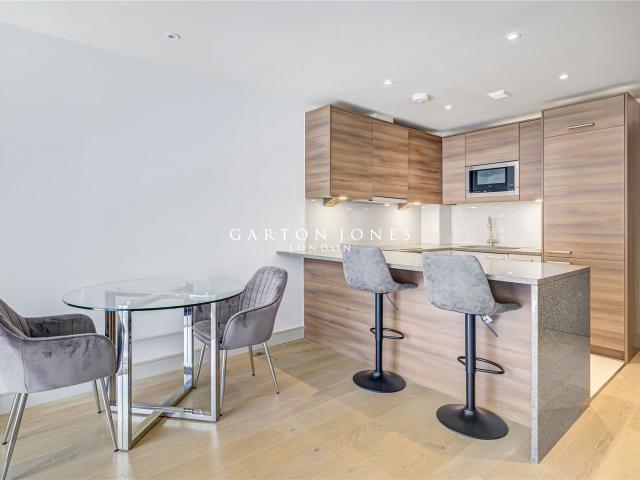 Apartment for rent in Compass House, 11 Park Street, Chelsea Creek, London, SW6 2FB