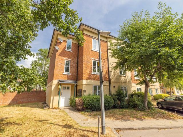 apartment for rent in Concorde Court, Windsor