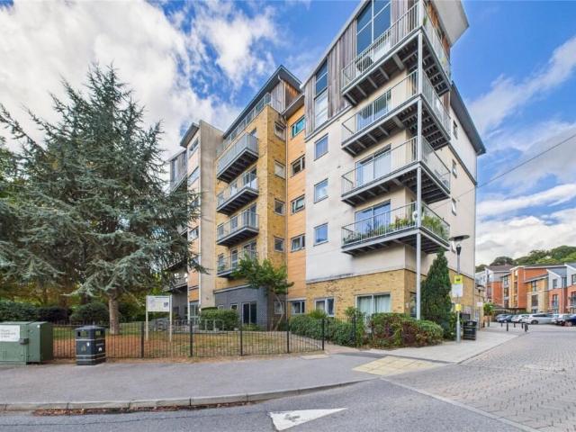 apartment for rent in Coombe Way, GU14 7GB