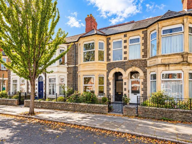 apartment for rent in Corporation Road, Cardiff, CF11 7AY