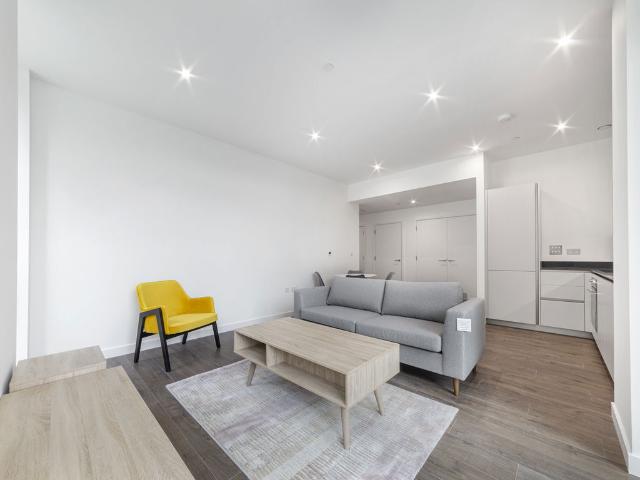 apartment for rent in Coster Avenue, Manor House