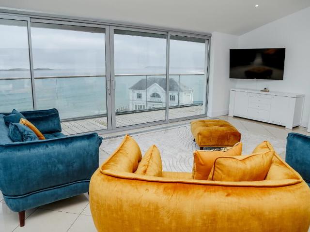apartment for rent in Causeway Street, Portrush, BT56 8AB