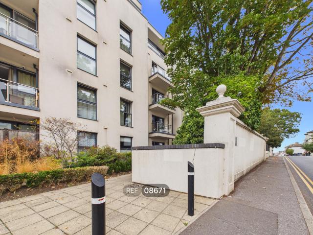 apartment for rent in Cawthorne House, Dyke Road, Brighton, BN1 3GZ
