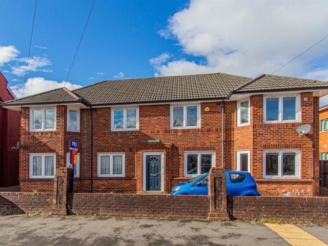 apartment for rent in Caerphilly Road, Cardiff, CF14 4QL