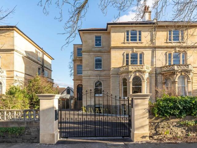 apartment for rent in Cambridge Park, BS6 6XN