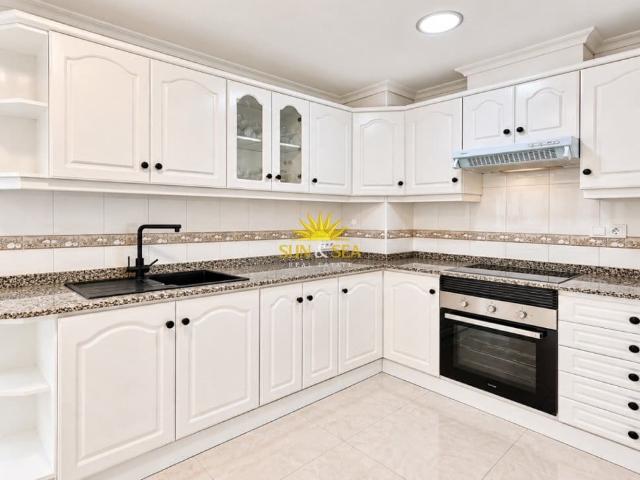 Apartment for rent in Campoamor Altozano, Alicante / Alacant city, Alicante