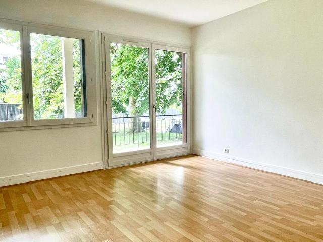 apartment for rent in, Carrieres Sur Seine 78420