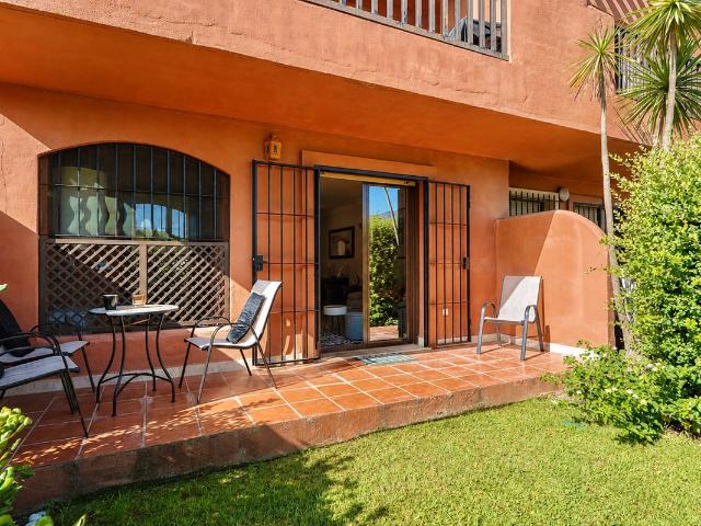 Apartment For Rent in Casares, Casares