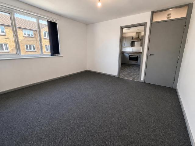 apartment for rent in Cecil Avenue, Bradford, Bradford