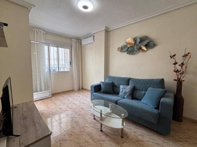 Apartment for rent in Centro, Torrevieja, Alicante