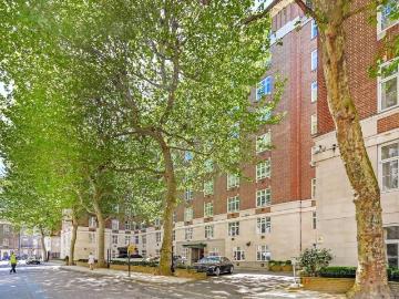 apartment for rent in Chesterfield Gardens, Mayfair, london