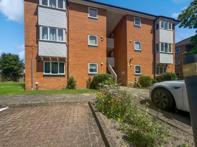 apartment for rent in Cherry Hinton Road, CB1 8BG