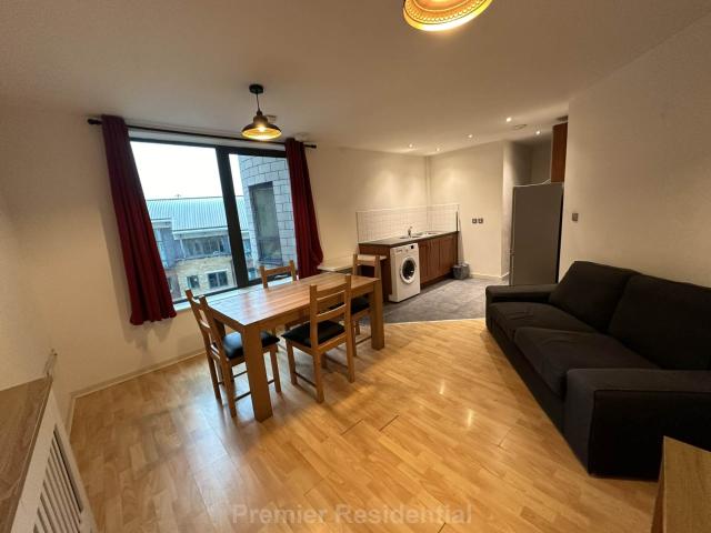 apartment for rent in City South, City Road East, Manchester