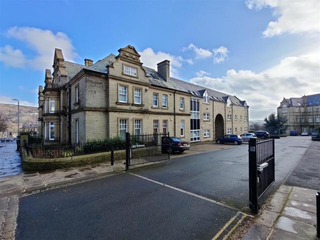 apartment for rent in Clare Court, Prescott Street, Halifax, HX1 2QA