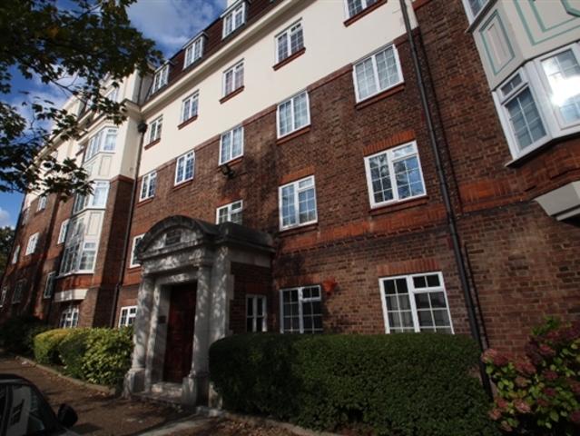 apartment for rent in Crystal Palace Park Road, Sydenham, London, SE26 6NT