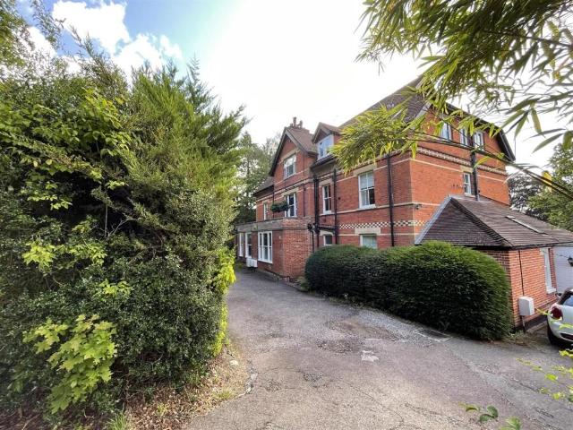 apartment for rent in Crawley Ridge, GU15 2AN